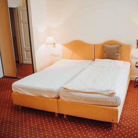 Hotel Am Wallgraben Brilon Room photo